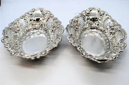 Pair silver dishes