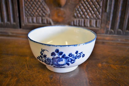 18th century worcester bowl
