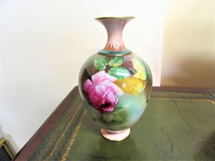 Royal worcester vase