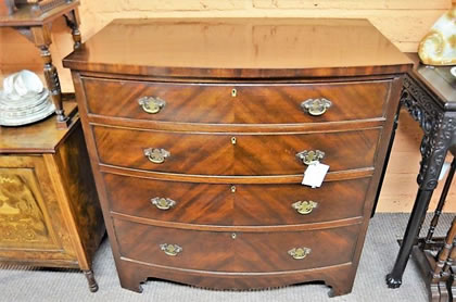 Georgian mahogany bow fronted chest of drawers