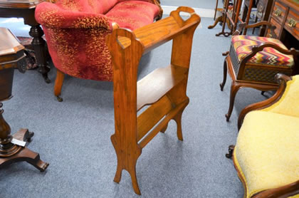 Oak standing bookstand