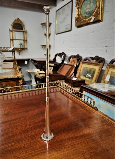 Silver hunting horn