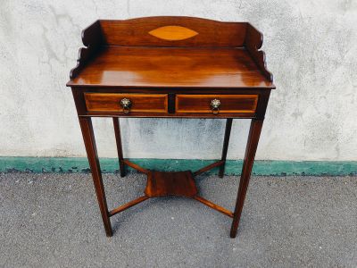 Georgian mahogany side table