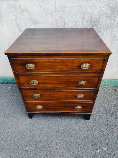 Georgian mahogany chest converted top into drinks cabinet