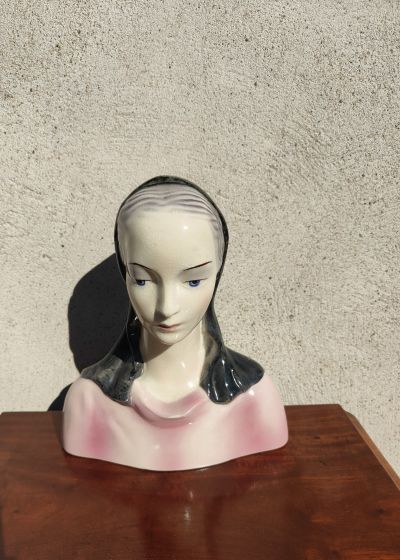 1930s porcelain bust