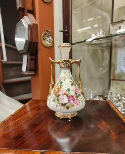 Royal worcester vase