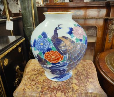 Japanese fukagawa vase