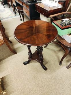 Victorian burr walnut table