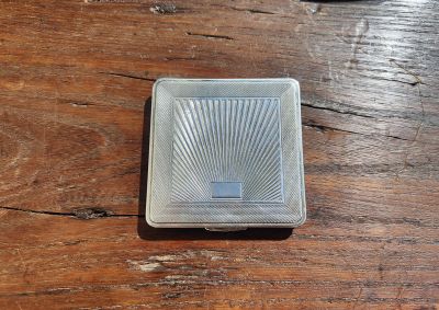 Art deco silver compact