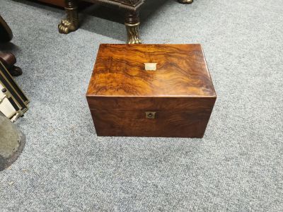 Victorian walnut fitted box