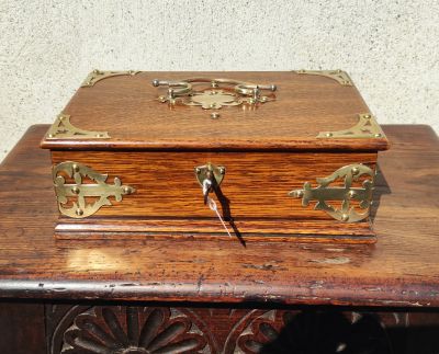 Oak brass box & key