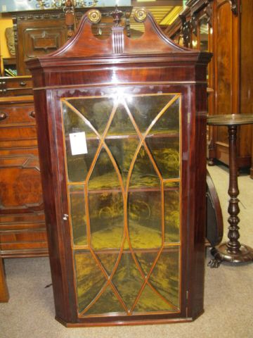 Georgian mahogany corner cabinet