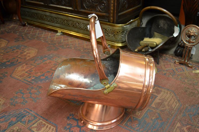 Copper coal scuttle 