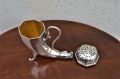 Silver castor Thumbnail 2