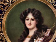 Vienna hand painted plate Thumbnail 2