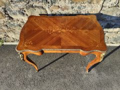 Kingswood side table with ormolu mounts & inlay Thumbnail 3
