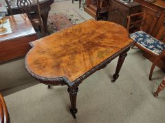 Victorian walnut side table Thumbnail 3