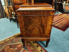 Georgian mahogany cellarette box Thumbnail 2