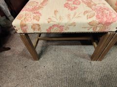 Pair giltwood chairs Thumbnail 4