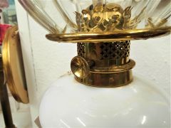 1950s oil lamp Thumbnail 3