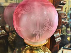 Victorian oil lamp & shade Thumbnail 2