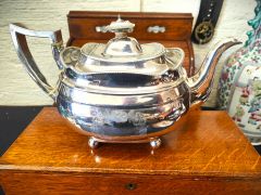 Georgian silver tea pot Thumbnail 2