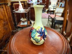 Moorecroft vase Thumbnail 2