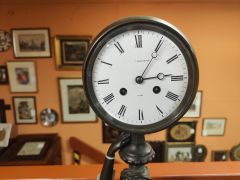 Late 19th century spelter clock  Thumbnail 2