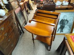 Yew wood desk Thumbnail 3