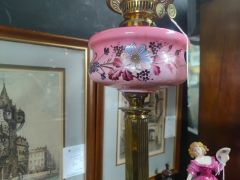 Victorian oil lamp Thumbnail 2
