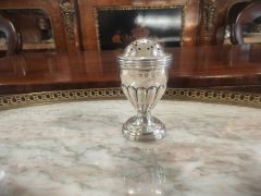 georgian silver pepperette Thumbnail 3