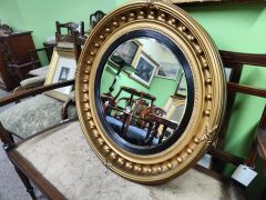 Gilt circular mirror Thumbnail 2
