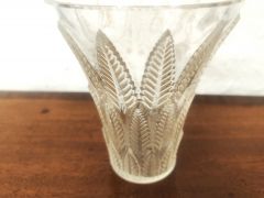 R. lalique glass vase Thumbnail 4
