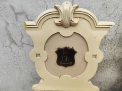 Pair of 19th century hall chairs Thumbnail 4