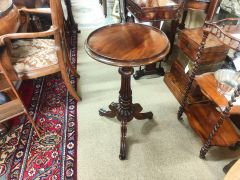 Mahogany wine table Thumbnail 3
