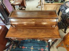 Edwardian mahogany desk Thumbnail 2