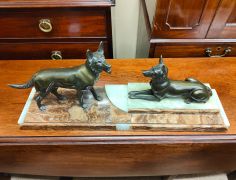 Art deco dog group on marble plinth Thumbnail 3