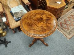 Burr walnut occasional table Thumbnail 3