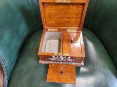 Victorian oak tea caddy Thumbnail 3