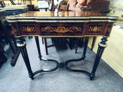Victorian walnut & inlaid card table Thumbnail 3