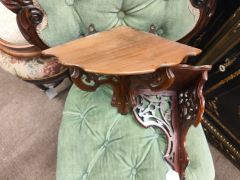 Pair of mahogany brackets Thumbnail 3