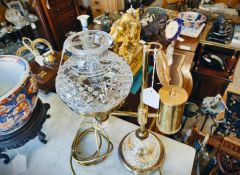 Cut glass lamp  Thumbnail 2