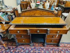 Victorian oak & burr oak sideboard / cabinet Thumbnail 2