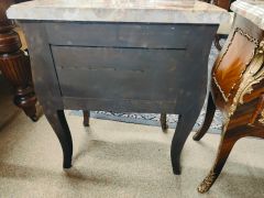 Pair of marble top pedestals Thumbnail 6
