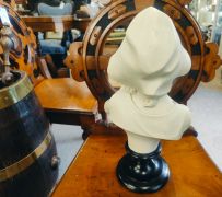Modern bust on plinth Thumbnail 3