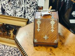 Oak tea caddy scuttle with scoop Thumbnail 4