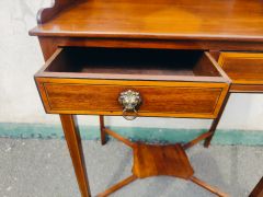 Georgian mahogany side table Thumbnail 4
