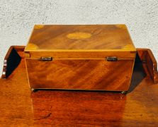 Georgian mahogany tea caddy Thumbnail 3