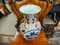 19th century imari vase  Thumbnail 3