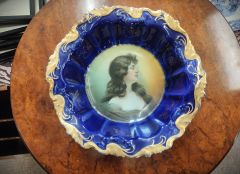 Painted porcelain bowl Thumbnail 1
